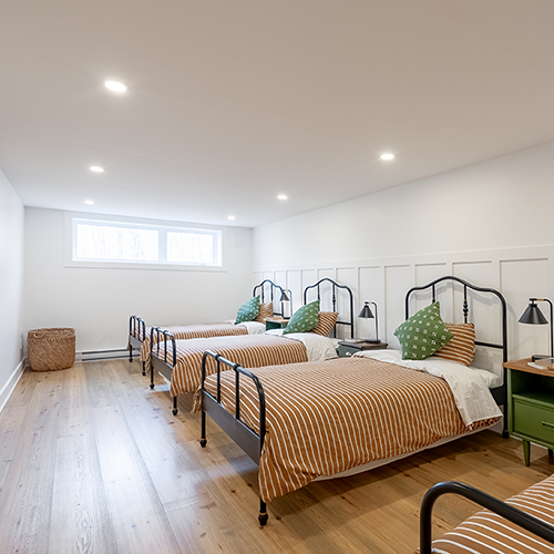 Ciel et Bois Bedroom 4 with four single beds